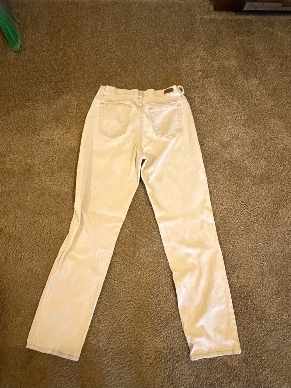 Lee Straight Leg Pants in Light Beige